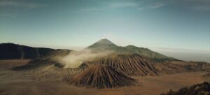 Découvrir l'Islande : Randonnée à travers des volcans