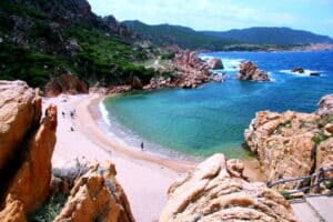 Visite de la Sardaigne paysage du supramonte Akaoka