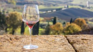 Randonnée Italie en Toscane dégustation de vin Akaoka