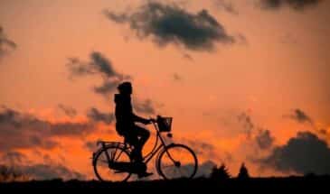 silhouette velo - Akaoka