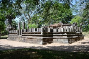Séjour au Sri Lanka : découverte du site historique de Polonnaruwa Akaoka