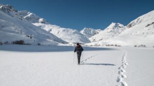 Randonnée Bulgarie en raquettes dans les montagnes enneigées Akaoka