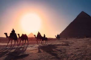 Trek Egypte dans le désert en chameau Akaoka
