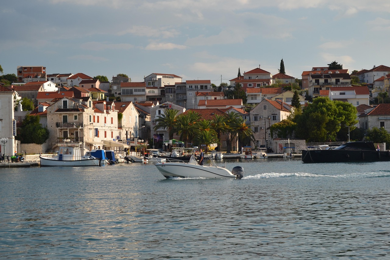 trogir 6787334 1280 - Akaoka